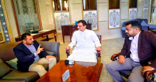 محافظ عدن يشدد على أهمية الإعلام ويتطلع الى دور إيجابي