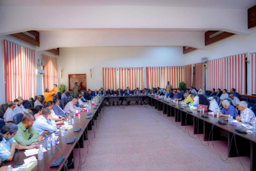 باشراف المحافظ "لملس" : تشكيل لجنة لإعداد برنامج تنموي في عدن