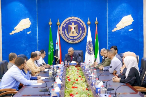 الرئيس الزُبيدي: القوى اليمنية عملت جاهدة لهدم البعد الثقافي الجنوبي وبجهود مثقفينا سنستعيد هويتنا الثقافية