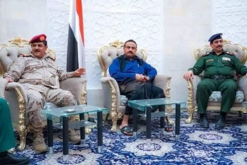 المحافظ بن الوزير يستقبل وزيري الدفاع والداخلية في شبوة