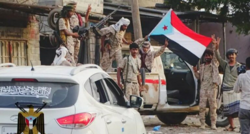 القوات الجنوبية تنتشر في أبين وتتمكن من تطهير أول منطقة من العناصر الإرهابية