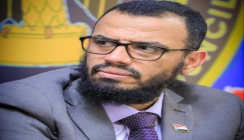 بن بريك: المجلس الانتقالي متمسك بخيار استقلال الجنوب