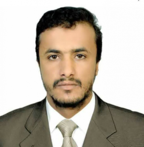 صومالي وقواذف وقوارير المشروبات لإغتصاب السجناء وتعذيبهم في سجون إخوان مأرب 