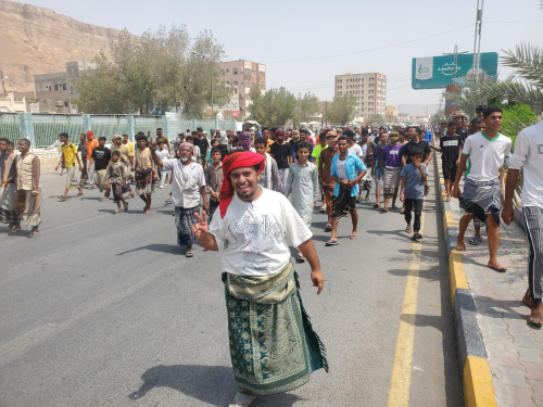 عاجل: بيان ثورة الجياع بوادي حضرموت يحمل التحالف والرئاسي والحكومة المسؤولية عن الأزمات