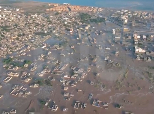 أولاد الحرام: صرفو أراضي بناء في مجاري السيول نتج عنه كارثة اليوم