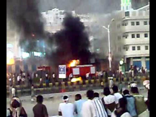 عصيان مدني ومظاهرات احتجاجية في المكلا بسبب انهيار الخدمات العامة في المحافظة