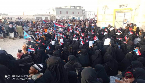 مسيرات غاضبة وتصعيد شعبي في المهرة تطالب بخروج الإخوان من المحافظة