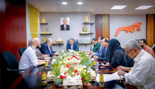 اتفاق بين محافظة عدن والهجرة الدولية على إجراءات للتعاطي مع الهجرة غير الشرعية