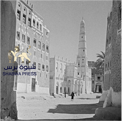 للموالده فقط: الحضارم سيطروا على حضرموت وأقاموا الدولة الجنوبية وآبائكم فضلوا الهرب