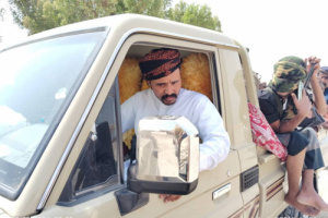النخبة الحضرمية في مواجهة التمرد: الوجه الحقيقي لقيادة الهضبة على المكشوف