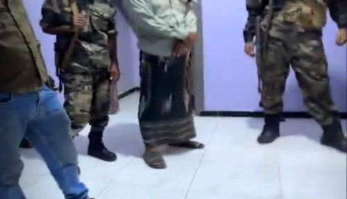 بن لزرق يصرخ: "مداهمة مسلّحة".. والكاميرا تكذّب روايته!