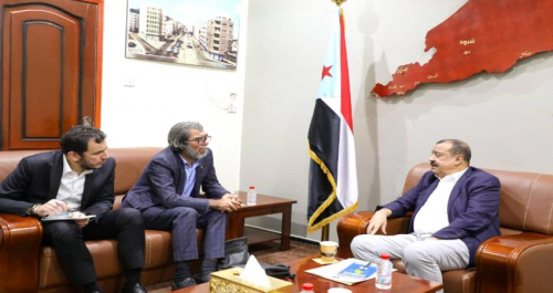 بن بريك يدعو الى تدخل المجتمع الدولي للحد من الأوضاع السيئة في الجنوب