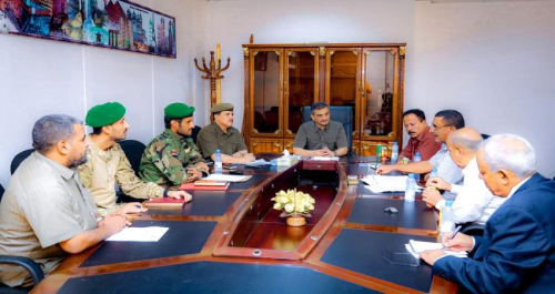 إجتماع برئاسة لملس في عدن يتخذ إجراءات لتعزيز الحالة الأمنية