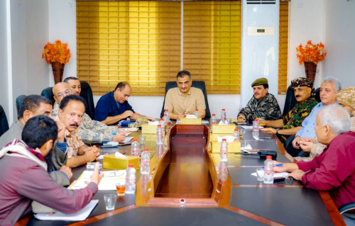 برئاسة لملس:اللجنة الأمنية بعدن تناقش عدداً من التقارير وتقف أمام مستجدات الوضع الأمني بالعاصمة