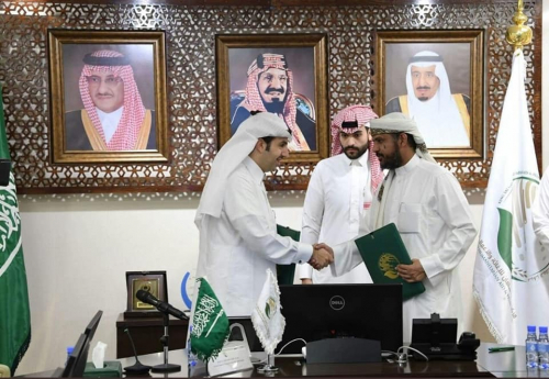 فضيحة لإحدى أكبر مؤسسات الإخوان التابعة للسعودية في حضرموت والحديدة