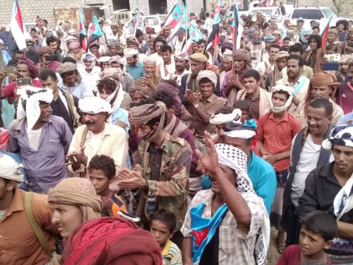 بعد خيانة الإخوان.. "قبائل شبوة" تجمع على ضرورة التصدي لميليشيا الحوثي