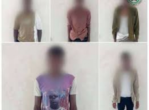 حزام عدن يلقي القبض على 5 متهمين بالتقطع