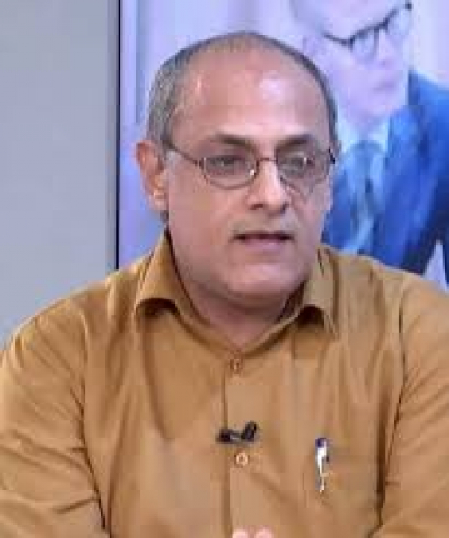 الرواتب و التعليم.. حين ينهار الفضاء العام والدولة