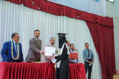 الشيخ عبدالعزيز الجفري يؤكد أهمية إنشاء جامعة الضالع(صور) 