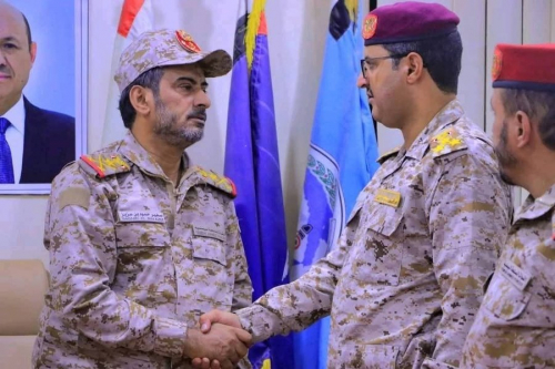 بن عزيز: "القبائل سوف تخوننا".. اتهام قائد أركان يضعه في واجهة التخوين