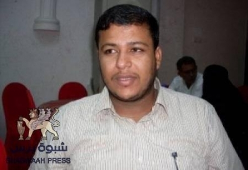لهم علاقة بـ "العليمي" طائرة أمريكية تقتل آلـ هضبان في إمارة "مـأرب" 