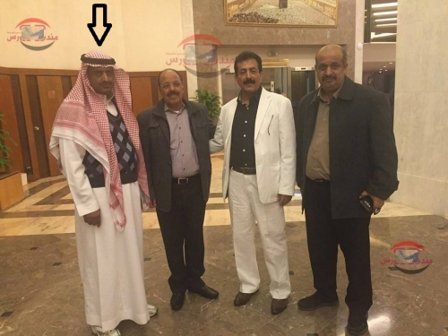 "جغمان الجنيدي" يصرف بطاقة عسكرية ورتبة عميد للإرهابي "أبوبكر الجيلاني"