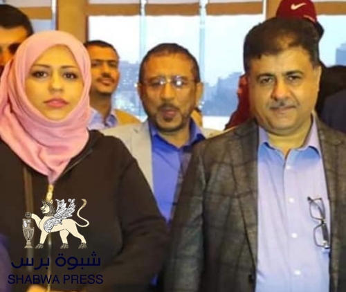 سياسي جنوبي : الصراع في أوساط الشرعية يستعرّ بين كتلتي "هائل سعيد" و "العيسي"