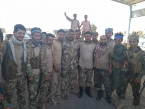 القائد السيد يزور نقطة دوفس ويشيد بيقظة افرادها في ضبط المخدرات والممنوعات والعناصر الإرهابية