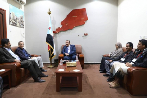 اللواء بن بريك والدكتور الخبجي يناقشان مع رئيس تنفيذية انتقالي شبوة مستجدات الأوضاع بالمحافظة
