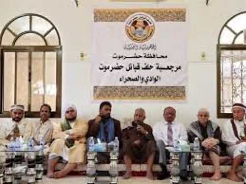 بن شملان: إجتماع محصور على مافيا القبيلة في حضرموت.. بكران: بيانهم فضيحة مدوية