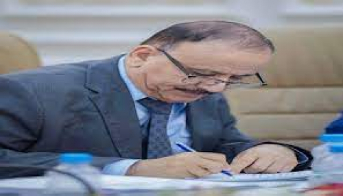 فاسدي المجلس الانتقالي تمادوا في فسادهم مستغلين انشغال القيادة
