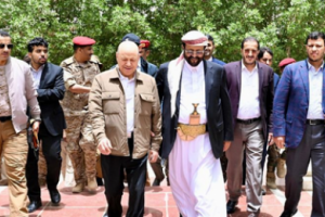 مأزق المهرة.. تمرد المحافظ يضع شرعية العليمي على المحك