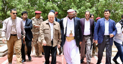 تمرد إخواني في مأرب يضع مجلس القيادة أمام امتحان مصيري