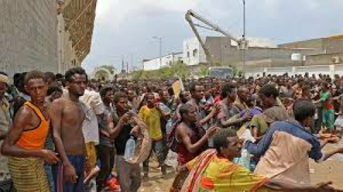 عدن تختنق بين غياب الدولة وتدفق المهاجرين.. والمواطن الجنوبي يدفع الثمن