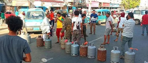 حرب الخدمات والعملة تستهدف الجنوب منذ إعلان الوحدة الغادرة