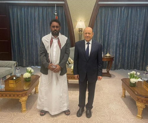 قيادة التمرد بالهضبة تواجه مصيرها بعد فقدانها رهاناتها على العليمي