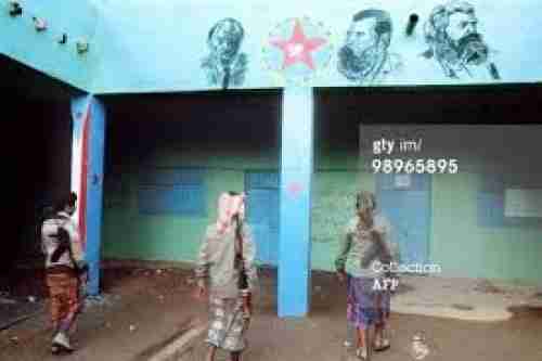 الأدوات الفاشلة والنبش في الماضي لإسقاطه على الحاضر 