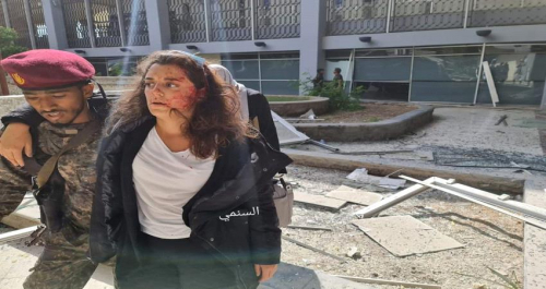 مليشيا الإخوان والحوثي تستقبلان حكومة المناصفة بتفجير مطار عدن