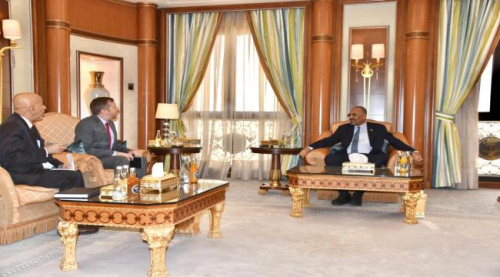 الزُبيدي يضع بعثة أمريكية أمام أولويات المجلس الانتقالي الجنوبي