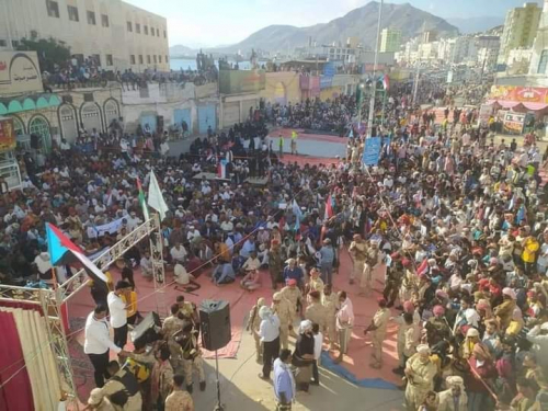 مليونية المكلا تحبط مؤامرات الشرعية وترسخ هوية حضرموت الجنوبية