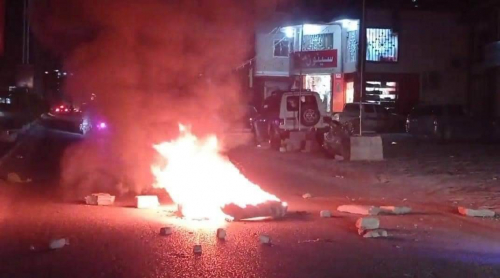 قوات الاحتلال اليمني تفتح نيران اسلحتها على المتظاهرين بسيئون