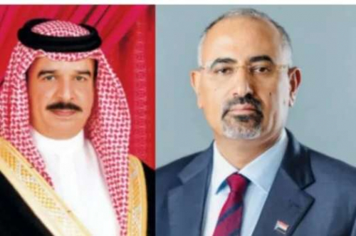 الرئيس الزُبيدي يهنئ ملك البحرين باليوم الوطني لبلاده