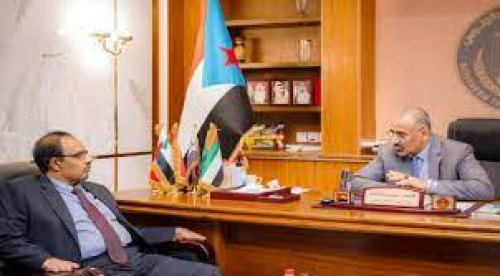 حرب شعواء لتطويع "بن ماضي" سياسيا والبديل إحلال "معادل تنظيم القاعدة" بالمكلا