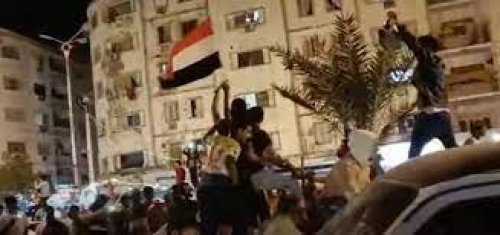 شباب الجنوب يقاتلون الحوثي في ساحل تهامة والنازحين اليمنيين للمسيرات الوحدوية