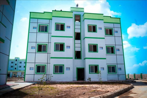 سماسرة دماء الشهداء باعوا الشقة في سكن الأيتام الكويتي بـ 30 ألف ريال سعودي