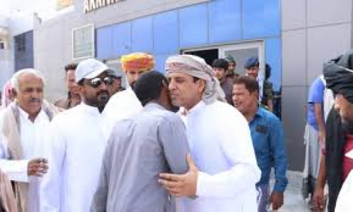 اعلامي حضرمي: الشيخ باكريت قائد وطني ونموذج للشيخ والانسان القريب من المواطنين