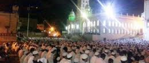 حضرموت.. المدرسة الوسطية التي شكلت قادة وأدباء وملوكًا وعلماءً عالميين