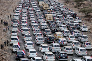 وصول سيول أبناء يافع إلى ساحة العروض دعماً للدولة الجنوبية(صور)