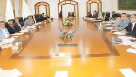 بن عمر يلتقي اللجنة الفنية لمؤتمر الحوار الوطني بصنعاء