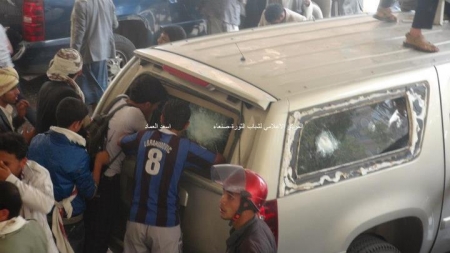 الاخبار تفيد بان سيارة السفير الامريكي في صنعاء من بين منهوبات السفارة